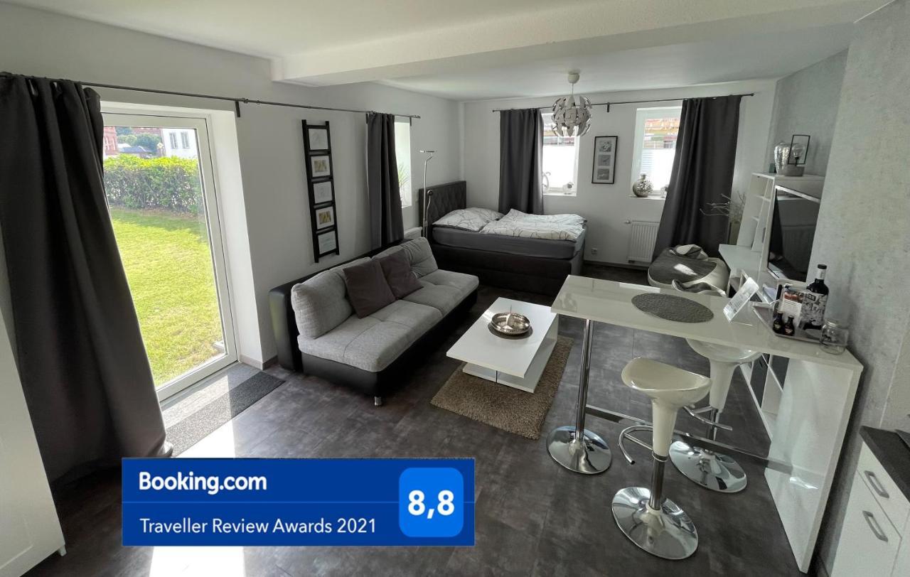 W1 - Kontaktloser 24H Check In, W-Lan, Netflix, Parkplatz, Kueche, Boxspring-Bett Bückeburg Exteriér fotografie