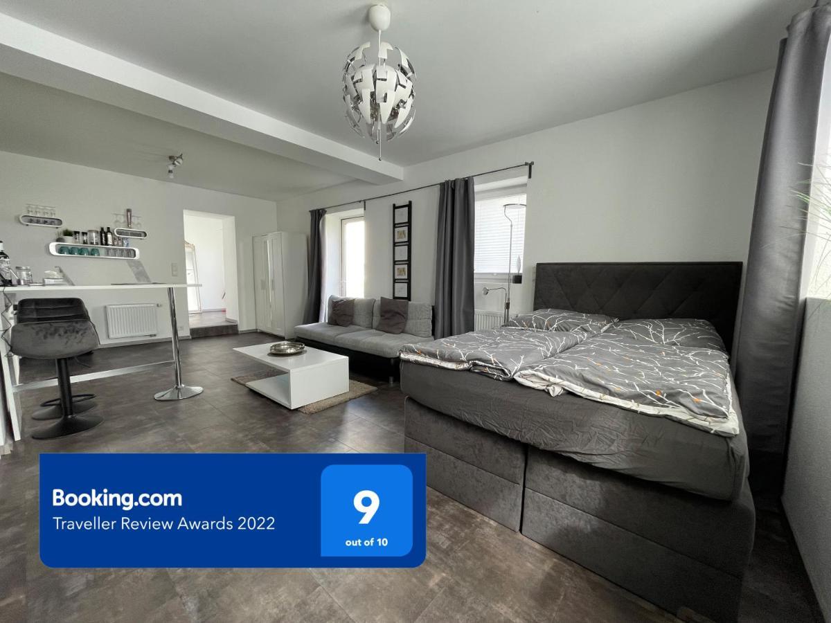 W1 - Kontaktloser 24H Check In, W-Lan, Netflix, Parkplatz, Kueche, Boxspring-Bett Bückeburg Exteriér fotografie